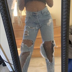 Distressed High Waisted Boyfriend jeans